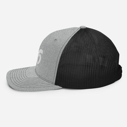 86 Snapback Trucker Hat